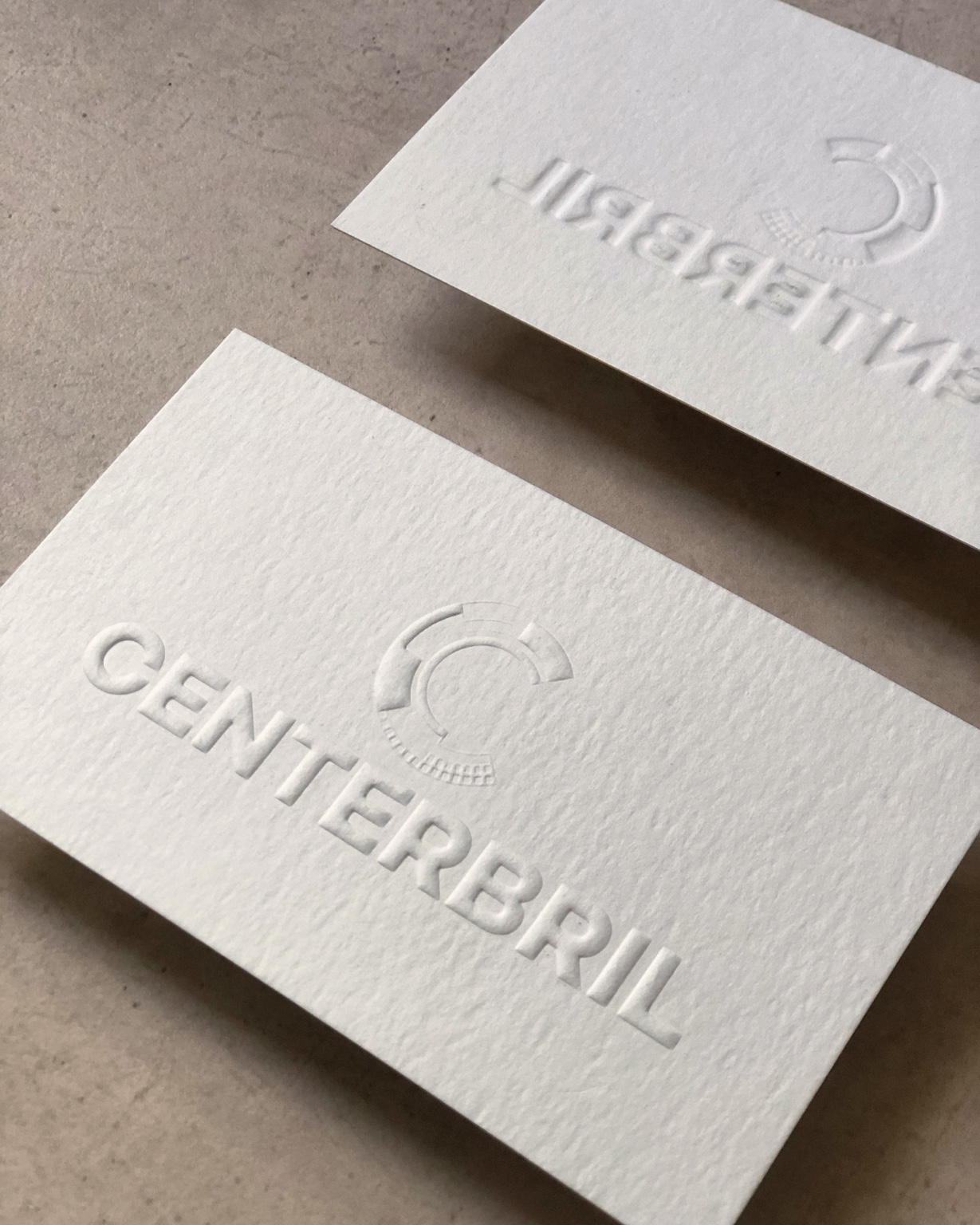 Tarjetas blancas con relieve CENTERBRIL